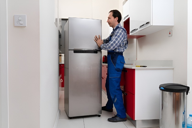 Refrigerator repair in Bellflower